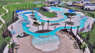 Building Photo - 10610 Crescent Peak Dr