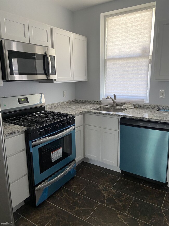 Building Photo - 2 br, 2 bath House - 1366 Washington Blvd