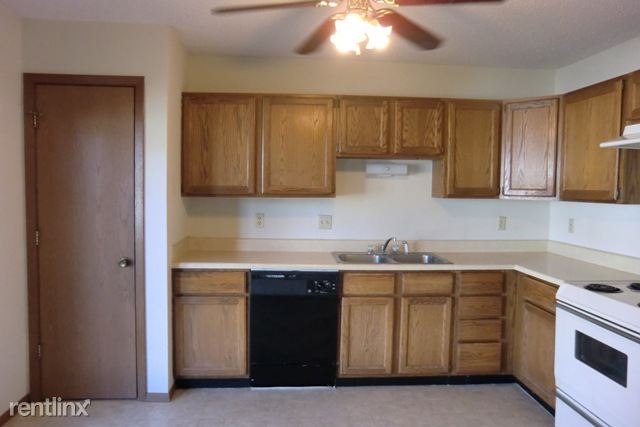 Building Photo - 17 Cherry Tree Ln