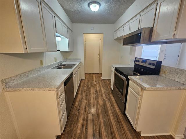 Building Photo - 2826 Ridgecrest Dr