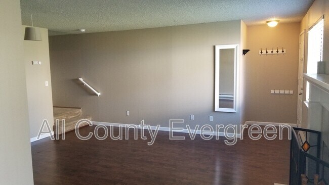 Foto del edificio - 904 31st St NE
