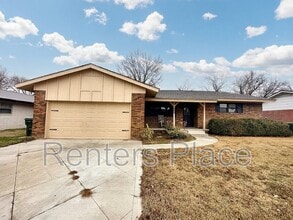 Building Photo - 302 N Wortman Ave