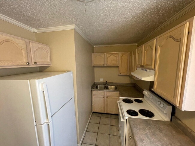 Building Photo - 2202 15th St