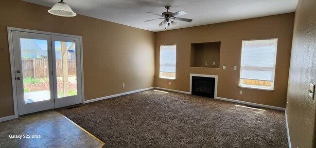 Foto del edificio - FALLON House For Rent