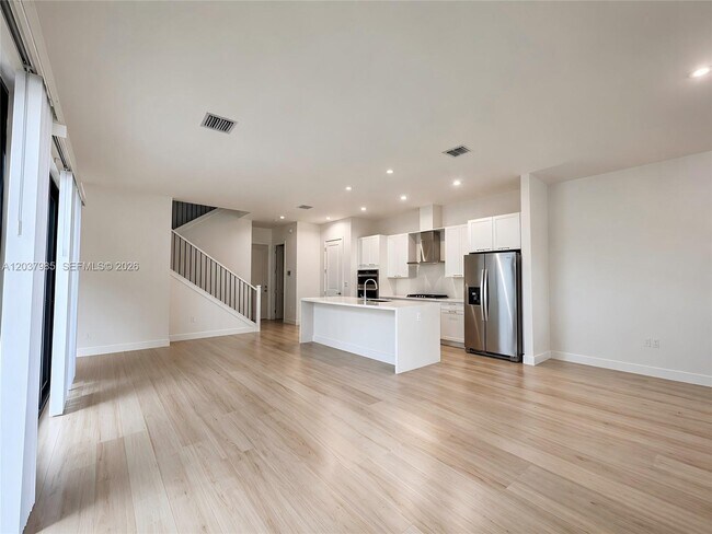 Building Photo - 8185 NW 42nd St