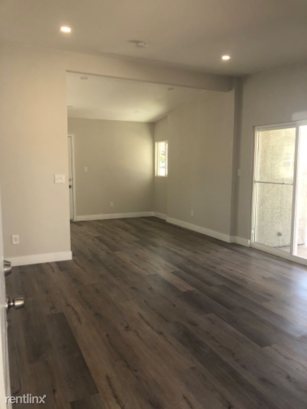 Building Photo - 3 br, 1 bath House - 2500 Taylor Ave