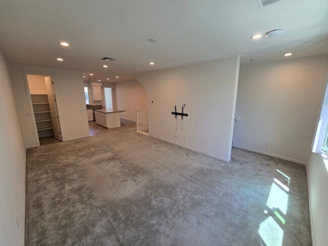 Foto del edificio - Beautiful 2 Bedroom 2 Bath Townhome in Dublin