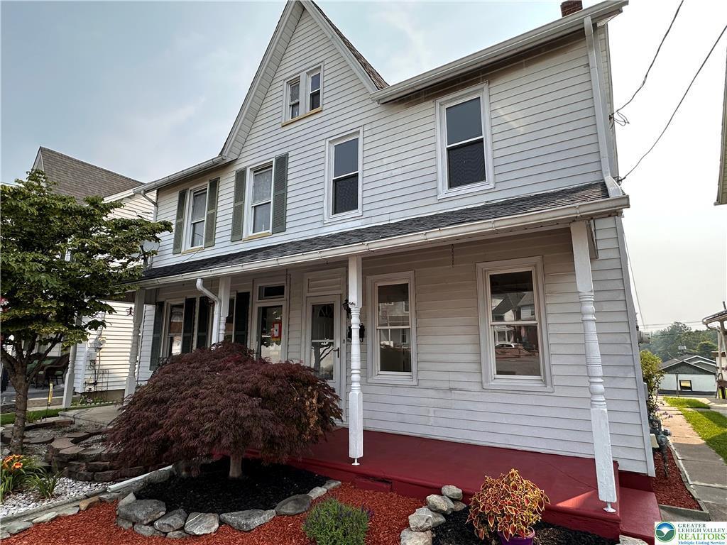 Primary Photo - 1429 Dewey Ave