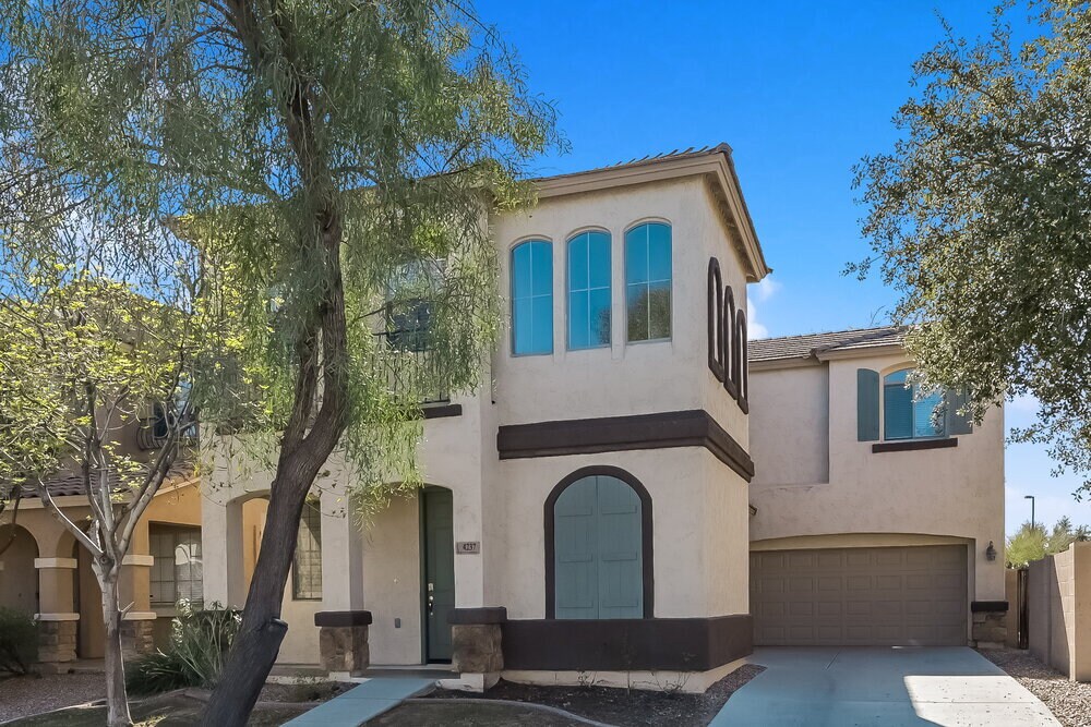Primary Photo - 4237 E Santa Fe Ln