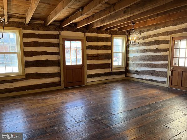 Foto principal - 333 W King St