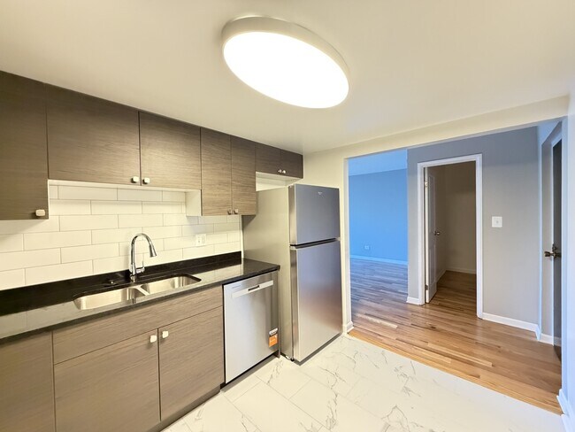 Foto del edificio - 525 N Quentin Rd