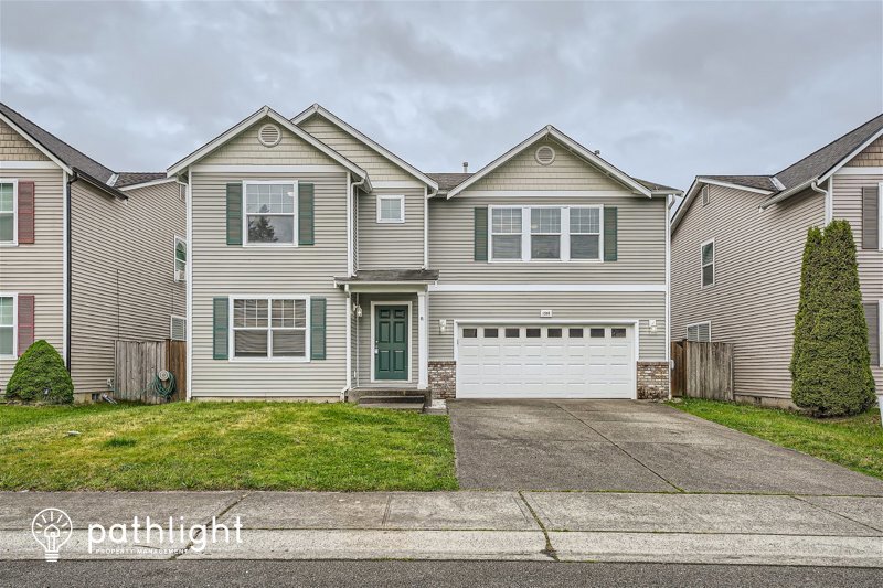Foto principal - 1508 202nd St Ct E