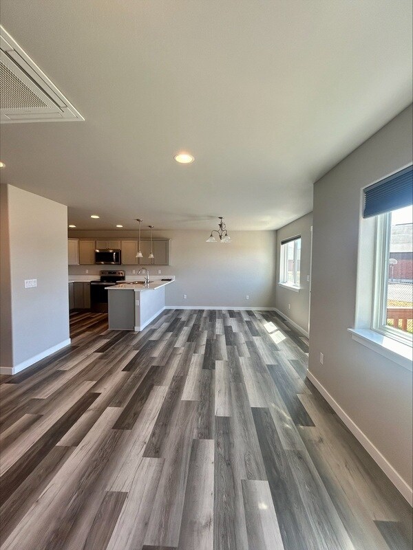 Foto del edificio - 610 Mead Ave