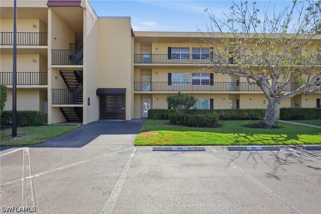 Foto del edificio - 1086 Forest Lakes Dr