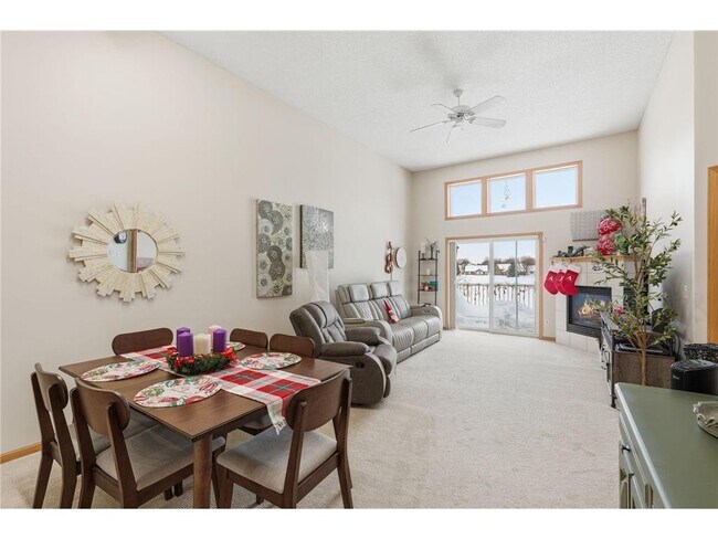 Foto del edificio - 3909 93rd Ave N