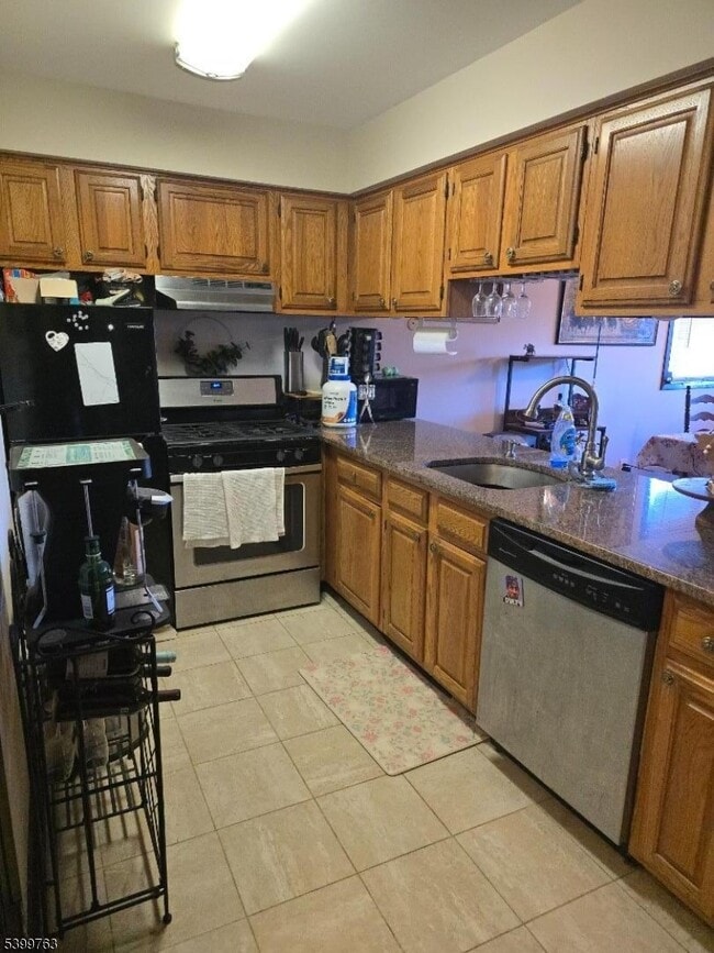 Building Photo - 3 Steamboat Dr