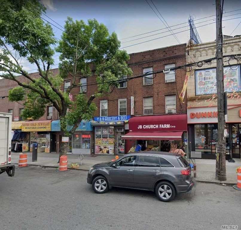 Foto principal - 5016 Church Ave
