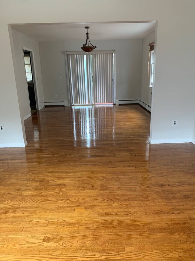 80 Slocum Ave, Yonkers, NY 10708 House Rental in Yonkers, NY