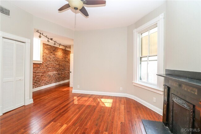 Foto del edificio - 1828 W Grace St