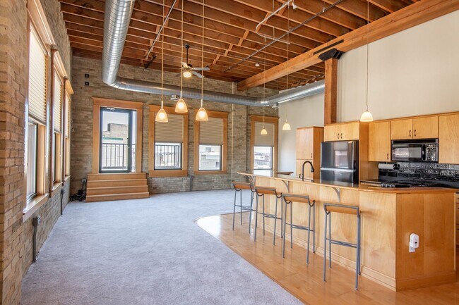 Foto del edificio - Modern Downtown Milwaukee Condo for Rent
