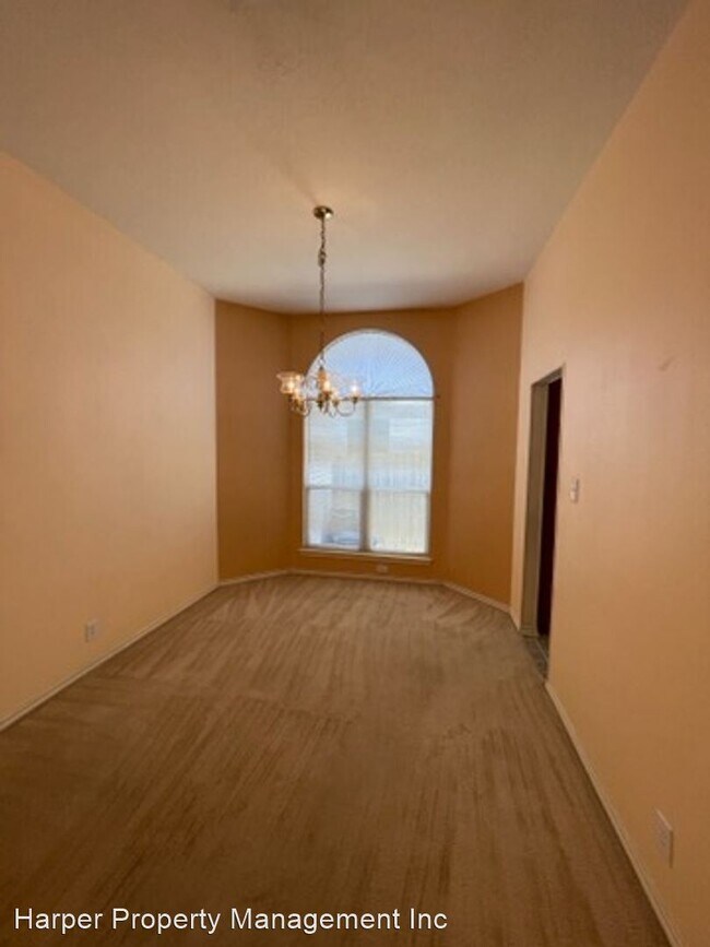 Building Photo - 3 br, 2 bath House - 11851 Stanton Dr