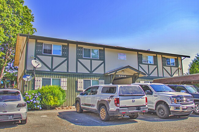 Building Photo - 4411 76th Ave W
