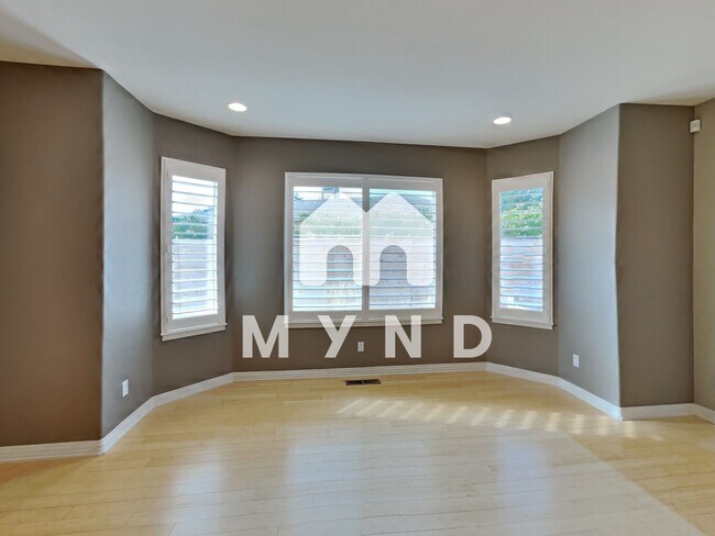 Building Photo - 14580 S Quiet Meadow Dr