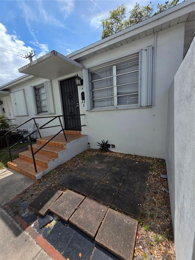 Building Photo - 57 Esplanade Dr