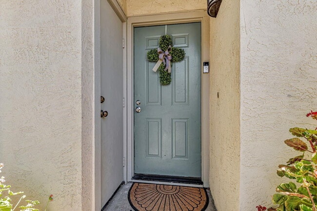 Building Photo - "Luxury Waterfront Living: Spacious 1-Bedroom Furnished Apartment with Hardwood Floors in San Jose"