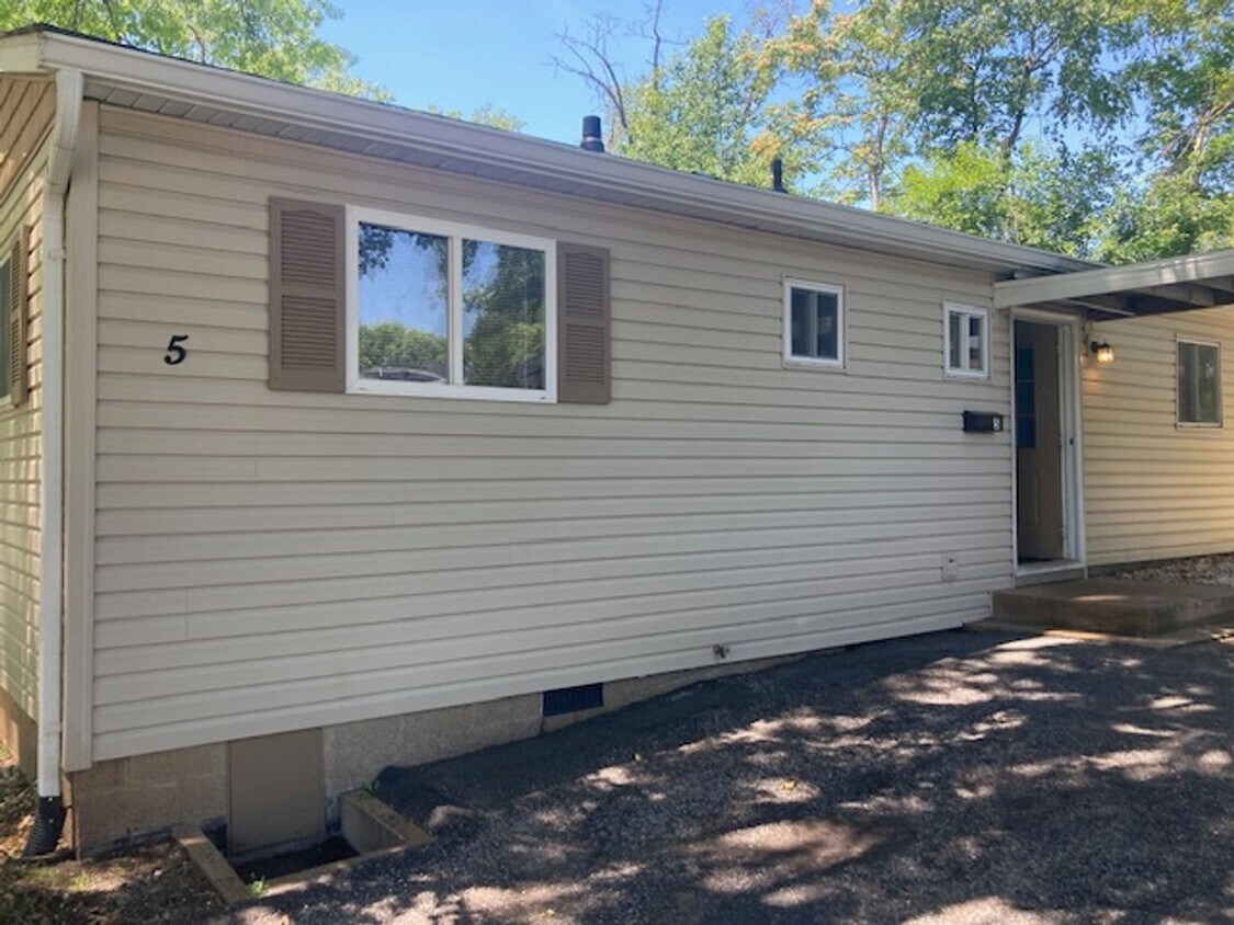 5 Shawn Dr, Swansea, IL 62226 House Rental in Swansea, IL