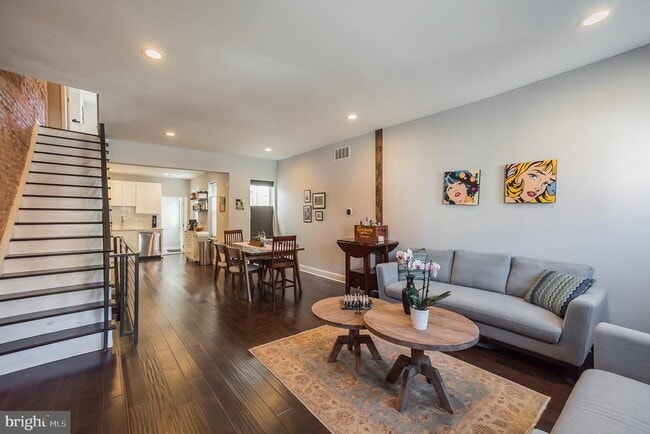 Building Photo - 1131 S 23rd St