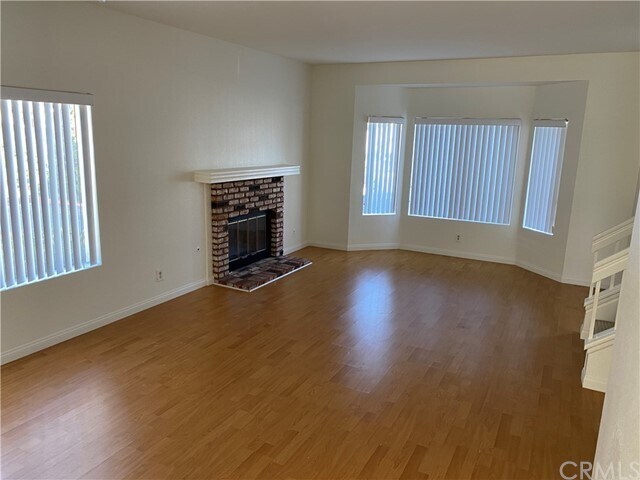 Foto del edificio - 129 Goldenrod