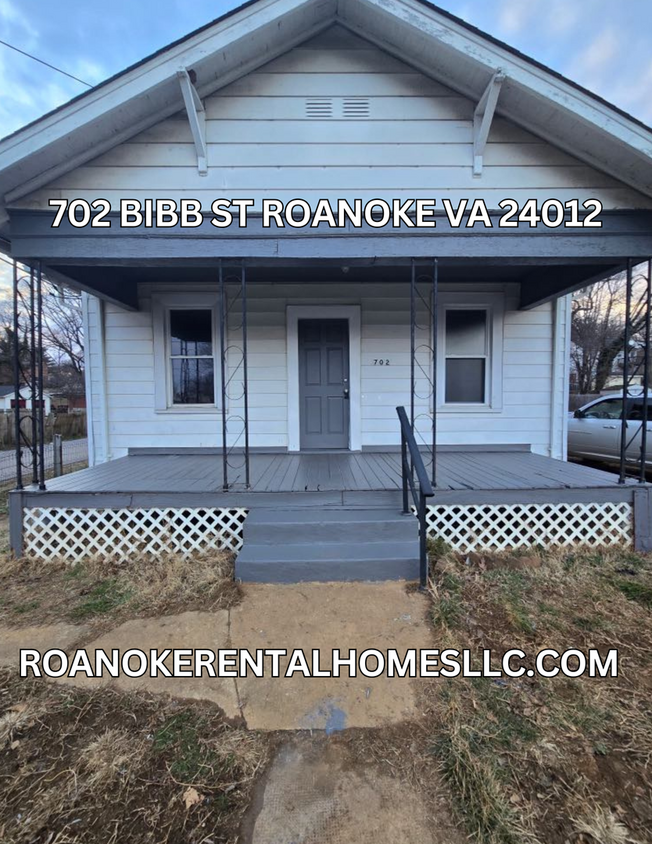 Foto principal - 702 Bibb St NE