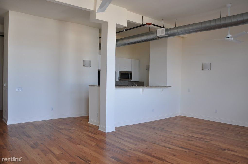 Studio, 1 bath - 124 Adams St - Studio, 1 bath  - 124 Adams St