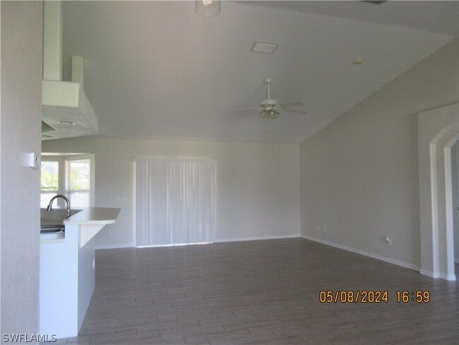 Building Photo - 1810 SW 22nd Terrace
