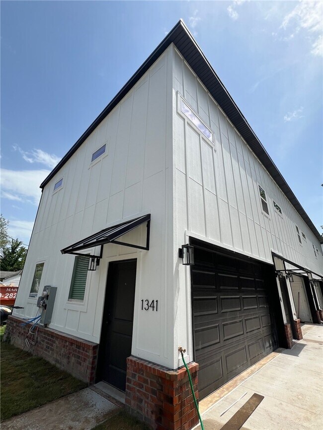 Foto del edificio - 1341 W Hendrix St