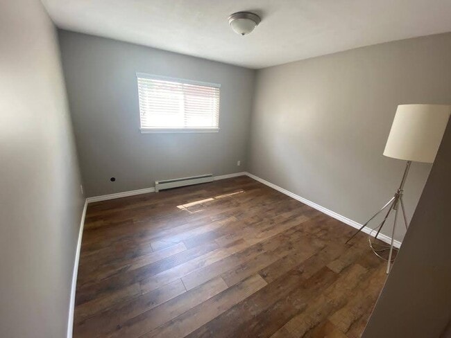 Building Photo - 8009 Melburn Dr