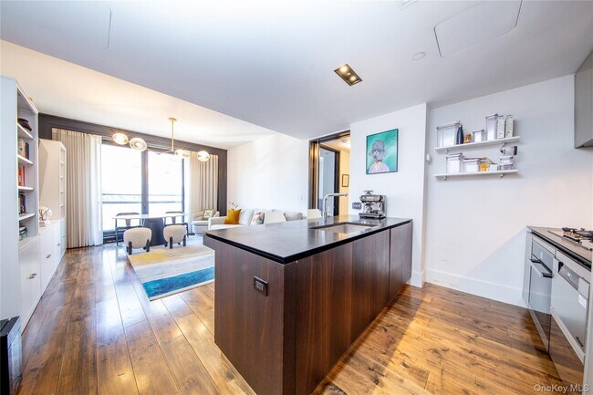 Foto del edificio - 155 W 18th St