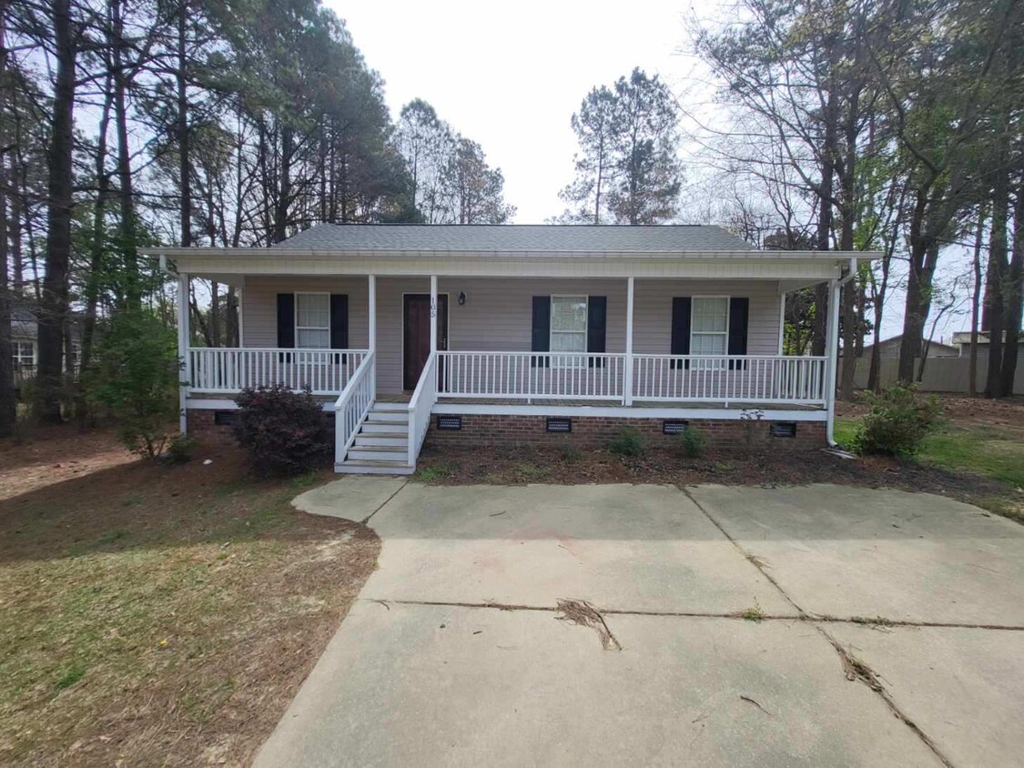 Foto principal - 105 Brookwood Ct