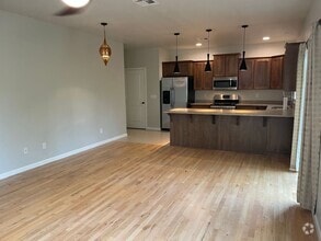 Building Photo - 100 McCully Ln