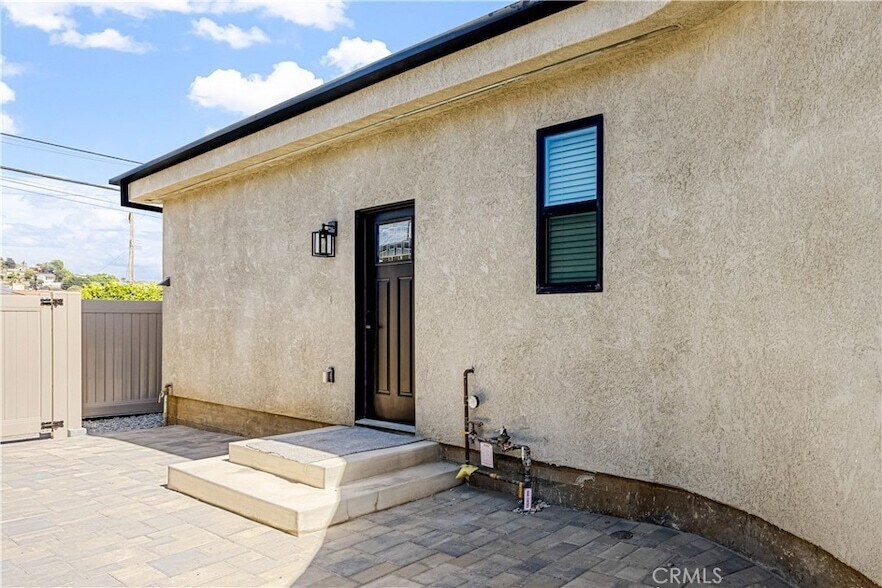 Photo - 4040 Somers Avenue