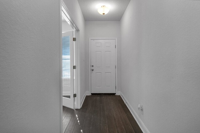 Building Photo - 5710 Calaveras Way