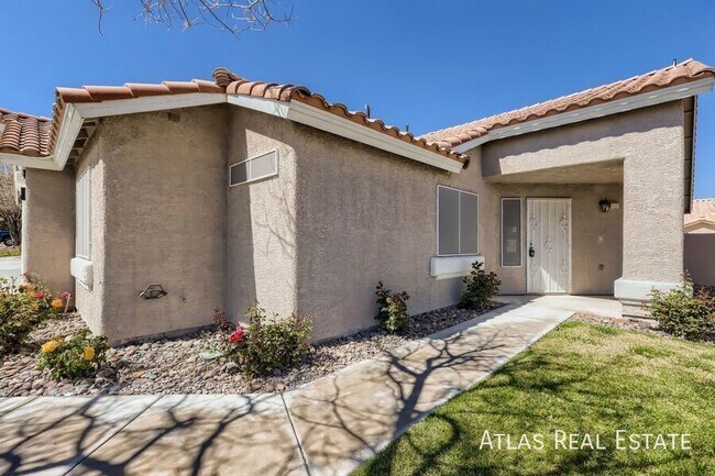 Foto del edificio - 7824 White Grass Ave