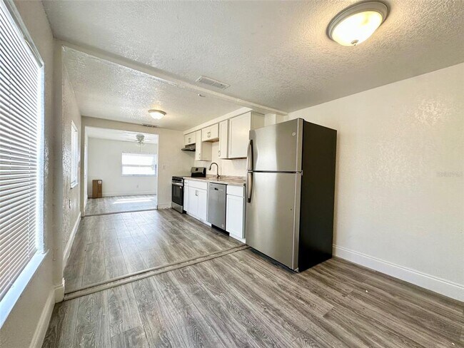 Foto del edificio - 3905 54th Ave N