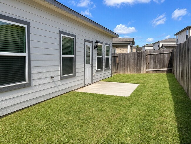 Building Photo - 8308 Bristlecone Pne Wy