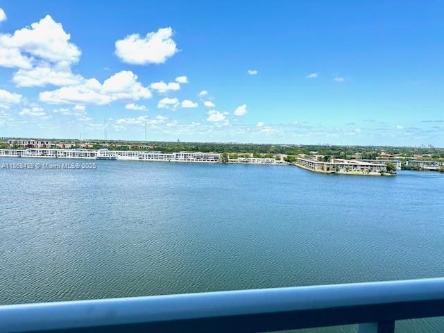 Foto principal - 1301 NE Miami Gardens Dr