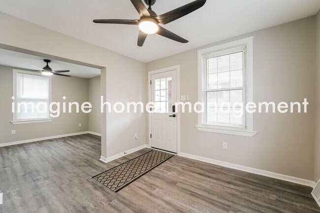 Foto del edificio - Fully Renovated 3 Bedroom Single Family Ho...