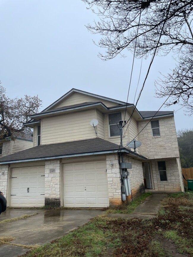 Building Photo - 2400 Riddle Rd