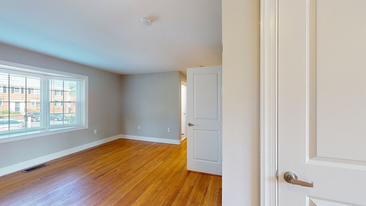 Photo - Rodgers Forge Apartments