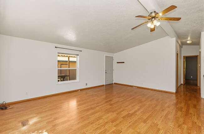 Building Photo - 18102 100th St NE
